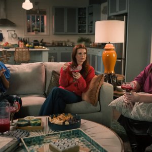 Il colore delle magnolie. Joanna García Swisher, Brooke Elliott e Heather Headley in una sequenza della quarta stagione.