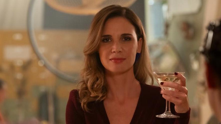 Il brindisi di Emanuela Fanelli in FolleMente