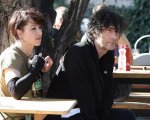 Neil Gaiman: l'ex moglie Amanda Palmer respinge le accuse di traffico di esseri umani