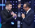 A Sanremo 2025 è polemica per Fedez intercettato con Luca Lucci. Carlo Conti: 'Sanzioni? Non sono un giudice'