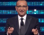 Sanremo 2025: Carlo Conti e il ritmo della banalità