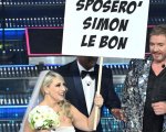 Sanremo 2025: come è nata l'idea di Katia Follesa di sposare Simon Le Bon dei Duran Duran