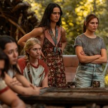 Yellowjackets. Un'immagine flashback della terza stagione.