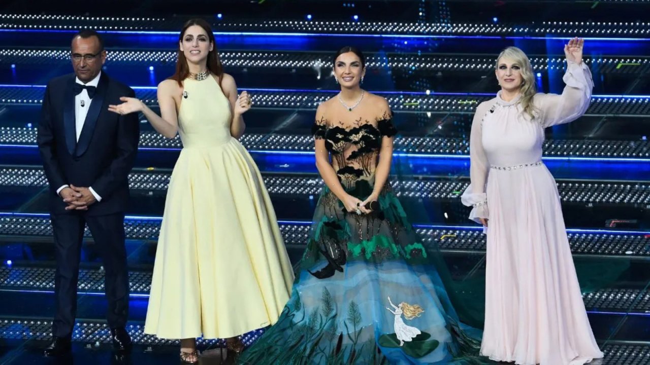 Carlo Conti, Miriam Leone, Elettra Lamborghini e Katia Follesa