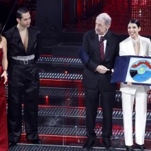 Sanremo 2025: il momento della premiazione della serata duetti