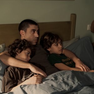 Storia della mia famiglia: Eduardo Scarpetta in una scena della serie Netflix