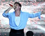'Vince Olly, ma non so chi sia': come ha fatto Pinuccio di Striscia ad azzeccare la profezia su Sanremo 2025?