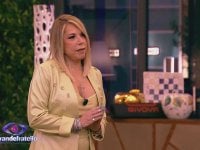 Anna Pettinelli travolge il Grande Fratello: difende Stefania Orlando da 'Miss e Mr Arroganza', e con Iago....