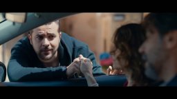 E poi si vede - Trailer della commedia con I Sansoni e Donatella Finocchiaro