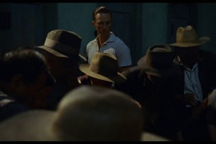 Queer - Trailer italiano del film di Luca Guadagnino con Daniel Craig