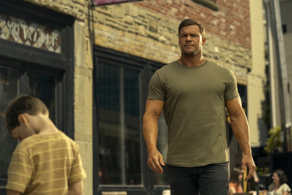 Reacher Alan Ritchson Scena Terza Stagione Serie Tv Prime Video