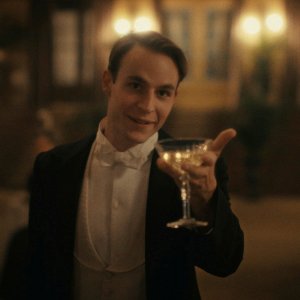 Winter Palace. Cyril Metzger in una scena della serie.