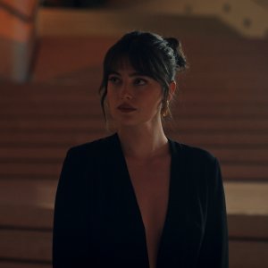 Surface. Millie Brady in una scena della seconda stagione.