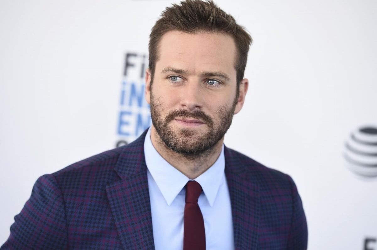 The Dark Knight: Armie Hammer nella prima foto, Uwe Boll si rifiuta di cambiare il titolo