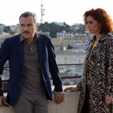 Imma Tataranni. Vanessa Scalera e Massimiliano Gallo durante un confronto nella quarta stagione.