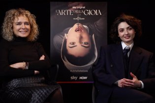 L'arte della gioia: intervista a Valeria Golino e Tecla Insolia