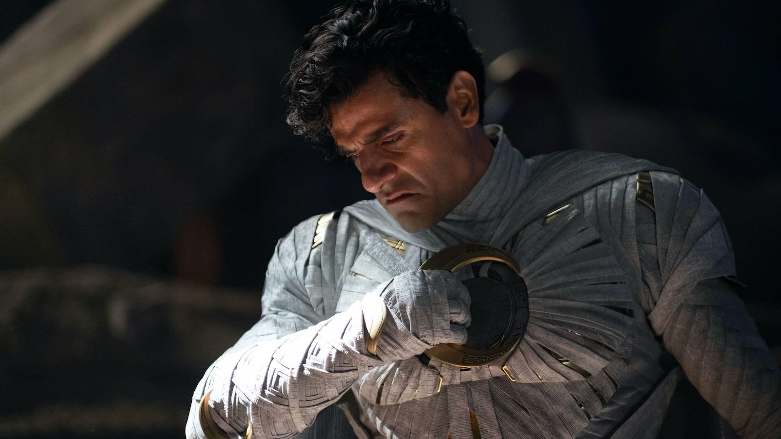 Oscar Isaac nei panni di Moon Knight