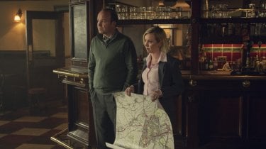 Toxic Town Rory Kinnear Scena Serie Tv Netflix