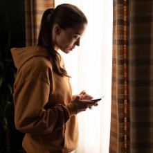 Paradise. Nicole Brydon Bloom in una scena della serie.