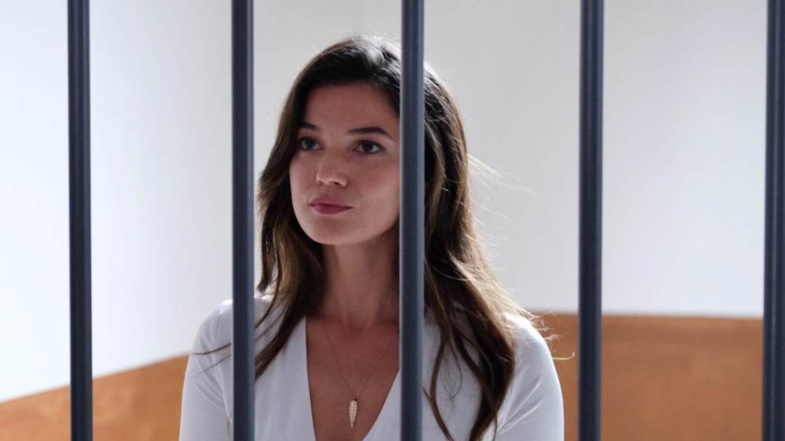 Ceylin viene portata in carcere