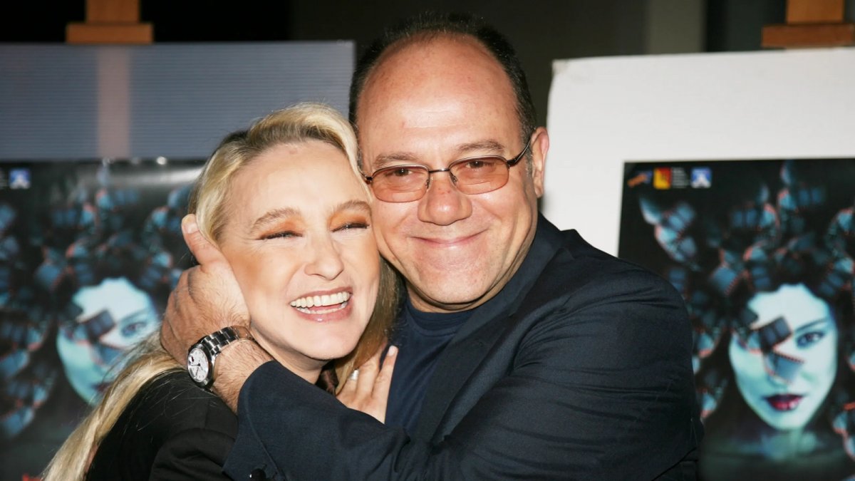 funerali di eleonora giorgi carlo verdone commosso per me resterà sempre nadia di borotalco da Movieplayer.it funerali di eleonora giorgi carlo verdone commosso per me resterà sempre nadia di borotalco