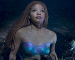 Halle Bailey condivide un adorabile video in cui il figlio la riconosce guardando La Sirenetta