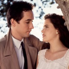 Non per soldi... ma per amore: sguardi intensi tra John Cusack e Ione Skye