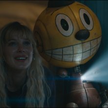 The Electric State: Millie Bobby Brown in una scena