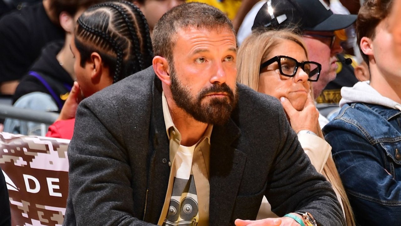 Ben Affleck durante una partita di basket