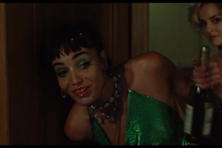 Le donne al balcone - The Balconettes - Clip Esclusiva 'Il vicino'