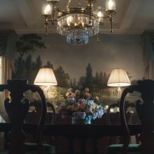 Daredevil: Rinascita. Vincent D'Onofrio e Ayelet Zurer in una scena della serie.