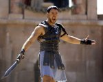 Il Gladiatore 2, lo sceneggiatore svela: 'Cancellato il flashback con Russell Crowe'