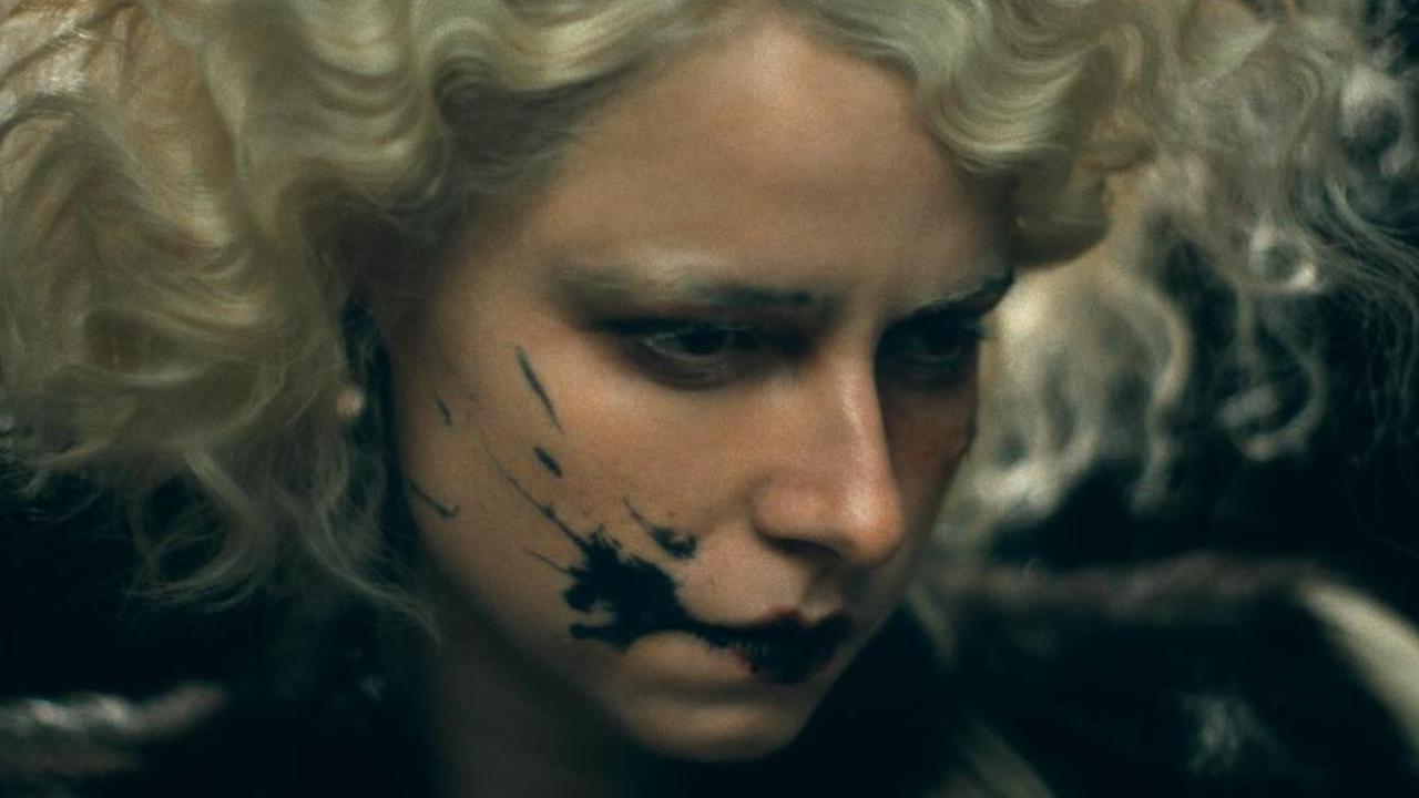 Jessie Buckley in una foto de La Sposa!