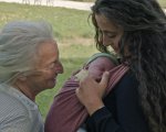 Tempo d’attesa, la recensione: essere madri oggi secondo il documentario di Claudia Brignone