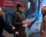 The Electric State: i Russo, gli anni ’90 e l’intelligenza artificiale secondo il film Netflix