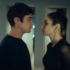 Muori di lei: Riccardo Scamarcio e Mariela Garriga in una foto