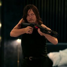 Ballerina, Norman Reedus in azione in una scena dello spin-off di John Wick