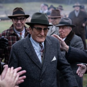 The Alto Knights - I due volti del crimine: Robert De Niro in una scena del film
