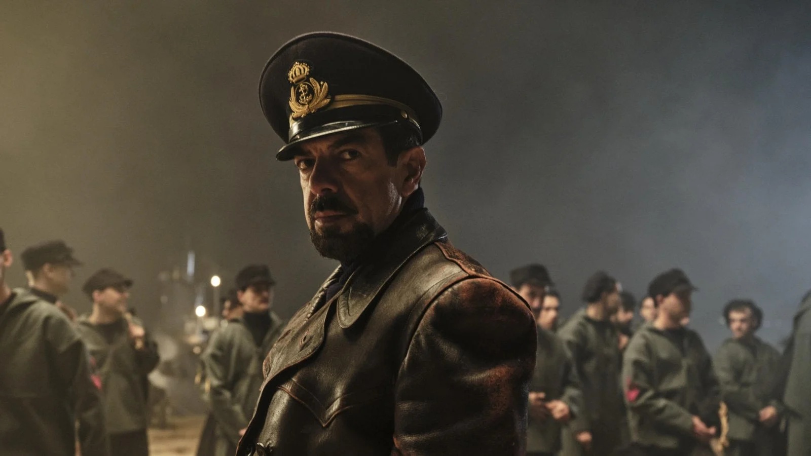 Pierfrancesco Favino in una scena di Comandante.