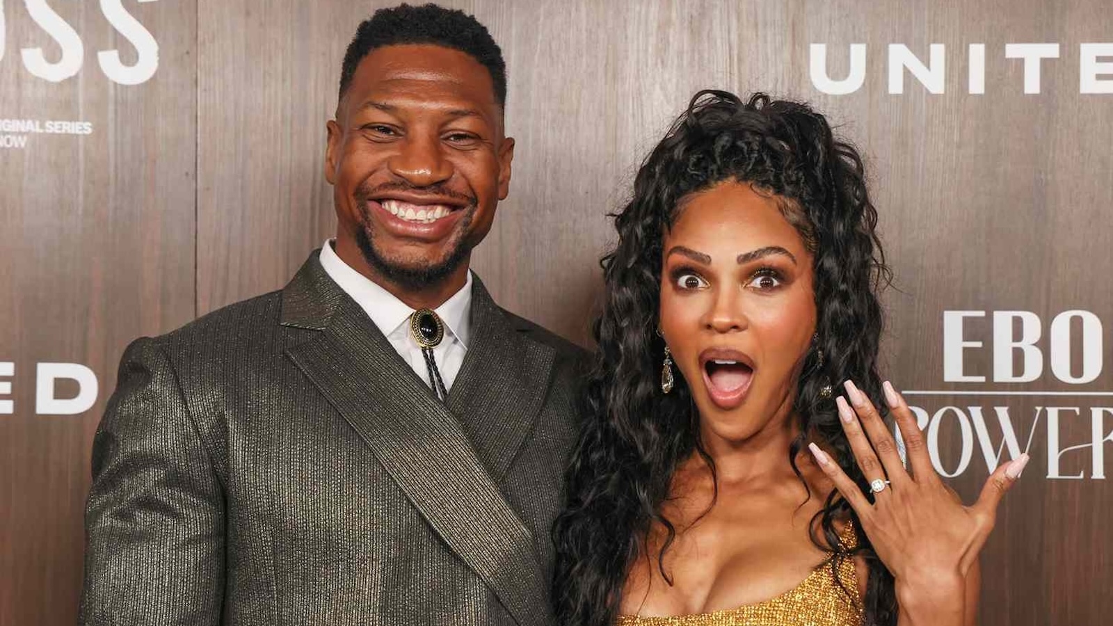 Jonathan Majors e Meagan Good insieme a un evento