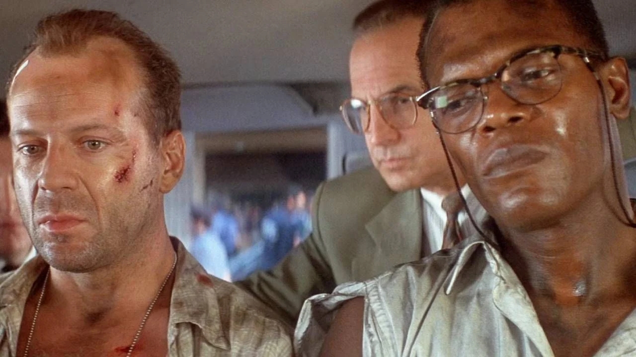 Samuel L. Jackson e Bruce Willis in una scena di Die Hard