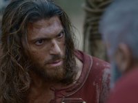 Il Turco, perchè non c'è l'anteprima in streaming? La programmazione su Mediaset è cambiata ancora