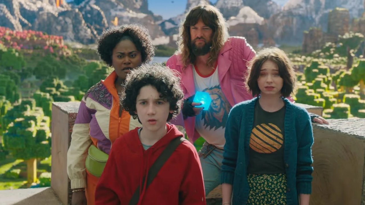 Un'immagine divertente di Jason Momoa in Un film Minecraft