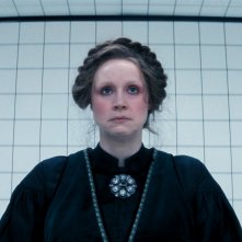 Scissione. Gwendoline Christie in una scena del finale della seconda stagione.