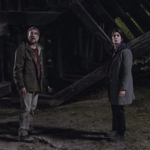 Atrapados. Soledad Villamil e Alberto Ammann in una scena della serie.