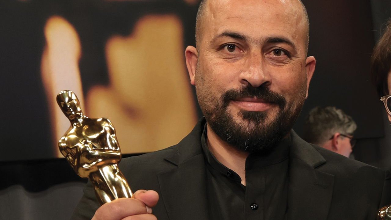 Primo piano di Hamdan Ballal, co-regista di No Other Land