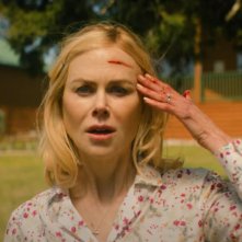 Holland: Nicole Kidman con la fronte sporca di sangue