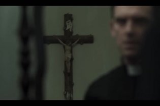 The Ritual - Trailer dell'horror con Al Pacino e Dan Stevens