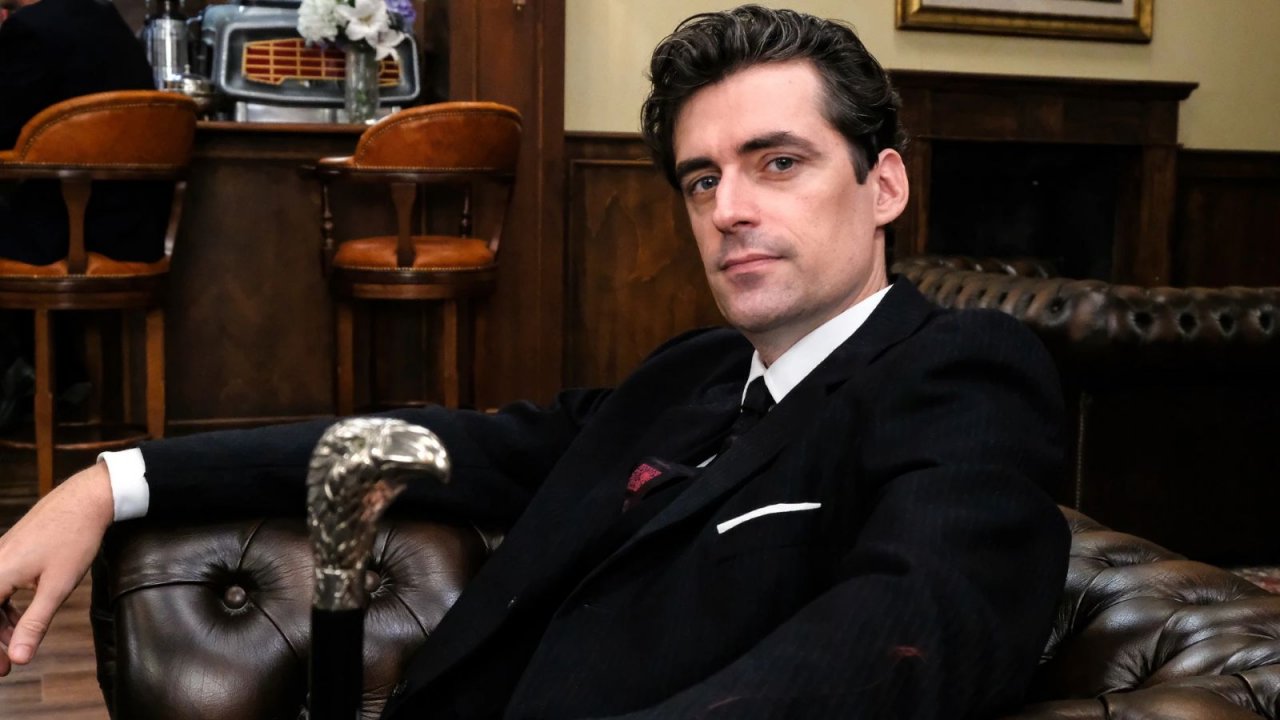 Flavio Parenti interpreta Tancredi ne Il Paradiso delle Signore