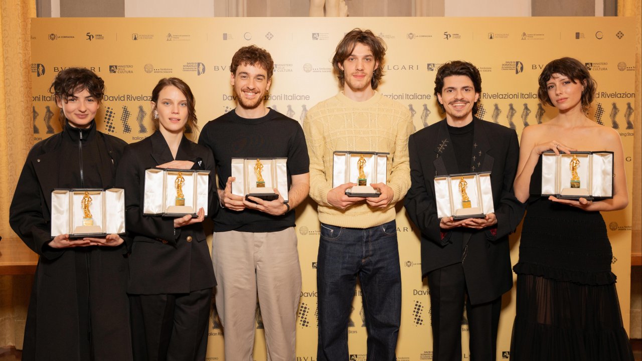 Federico Cesari, Celeste Dalla Porta, Carlotta Gamba, Matteo Oscar Giuggioli, Tecla Insolia e Emanuele Palumbo coi David